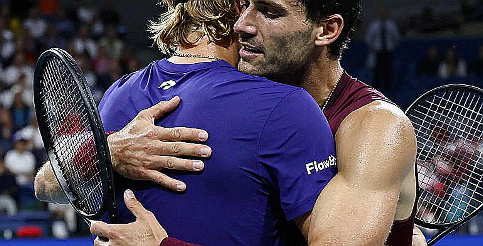 Zverev and the 2,470-Point Differential: The Year-End No.1 Rests on Sinner's Knee