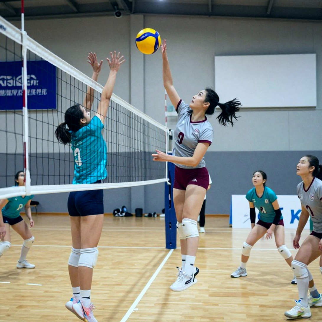 Cậu bé 13 tuổi Qatar ghi 12 điểm với 5 đòn chặn, Thái Lan đánh bại Qatar 3-0 tại Asian Championship