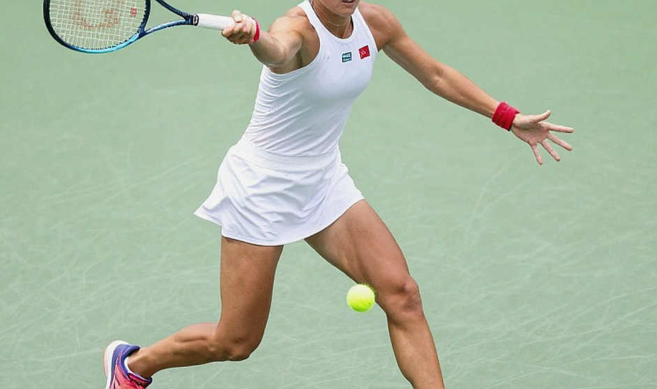 Medvedev lần đầu bảo vệ danh hiệu ATP: chiến thắng được viết bằng nhịp bóng dài