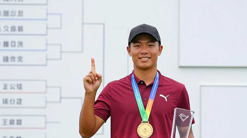 Sân golf Hàn Quốc dạy tôi cách nín thở: Nhịp đập lặng im của một nền golf biết nghe